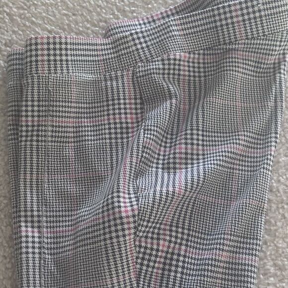 Old Navy Gray Dress Pants Classic Style - Picture 3 of 4